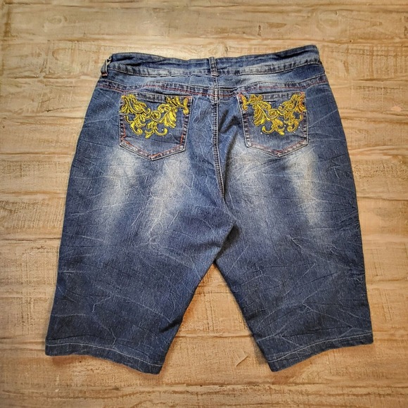 Southpole Jean Shorts Women's 20 Blue Distressed Y2K Embroidered Pockets - Picture 11 of 11